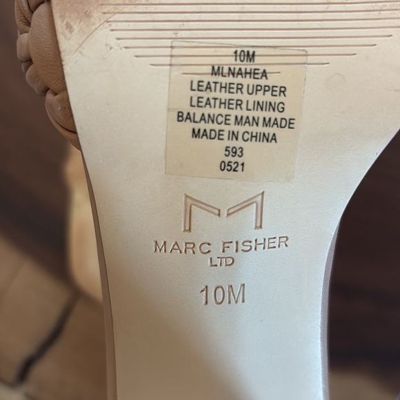 Marc Fisher Tan Block Heeled Mules with Woven Design/ Size 10M - Picture 9 of 9